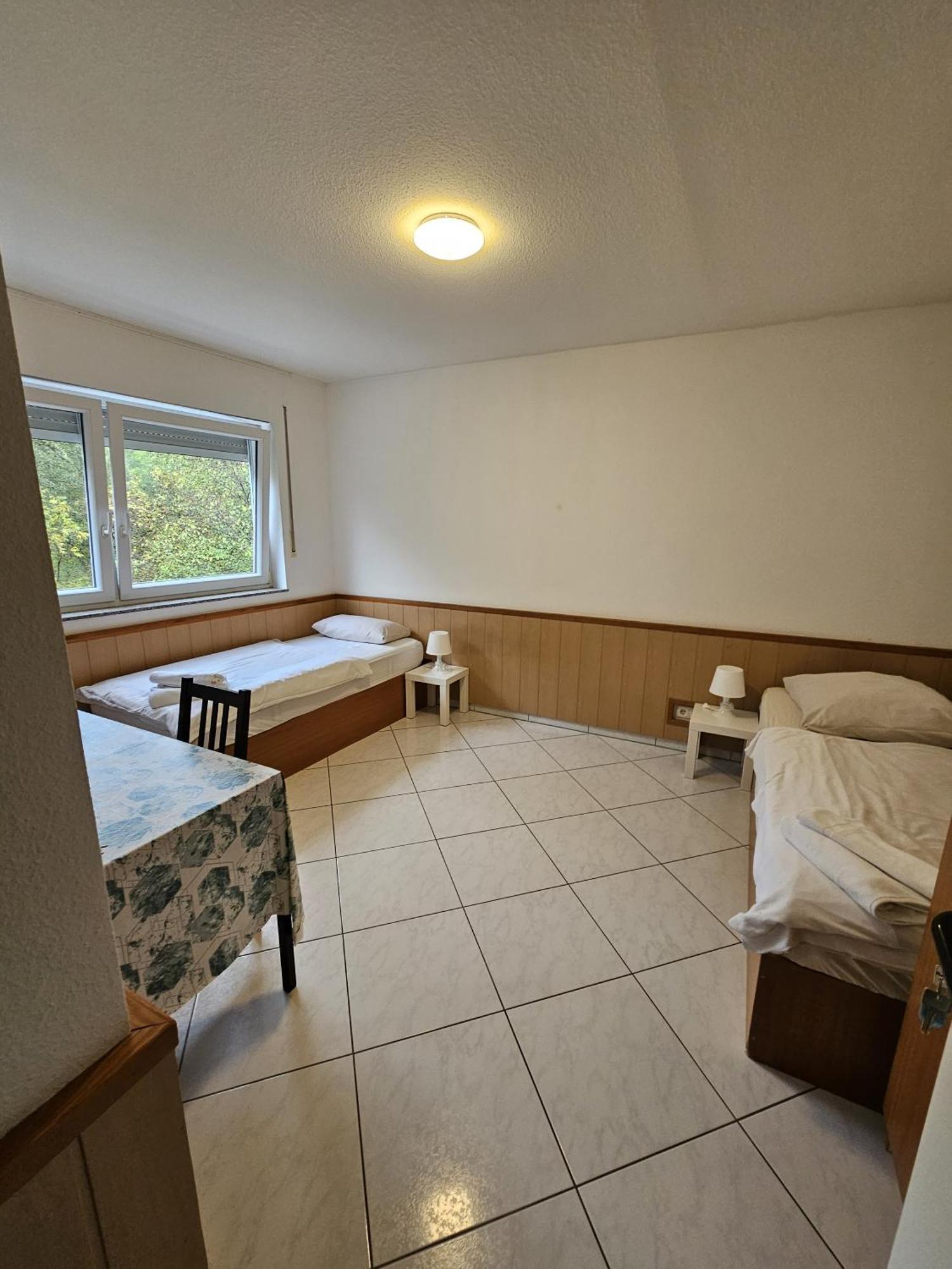 Budget Twin Room,1589790237:JPEG